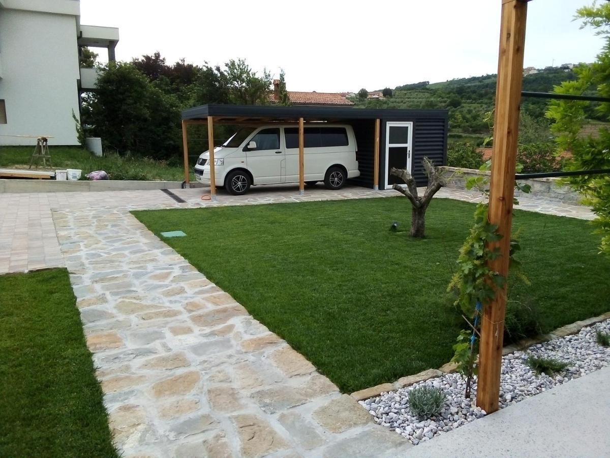 Casa Miranda - Family Comfort In A Quiet Area, Near The Sea, With Bbq And Free Parking Zgornje Skofije Extérieur photo