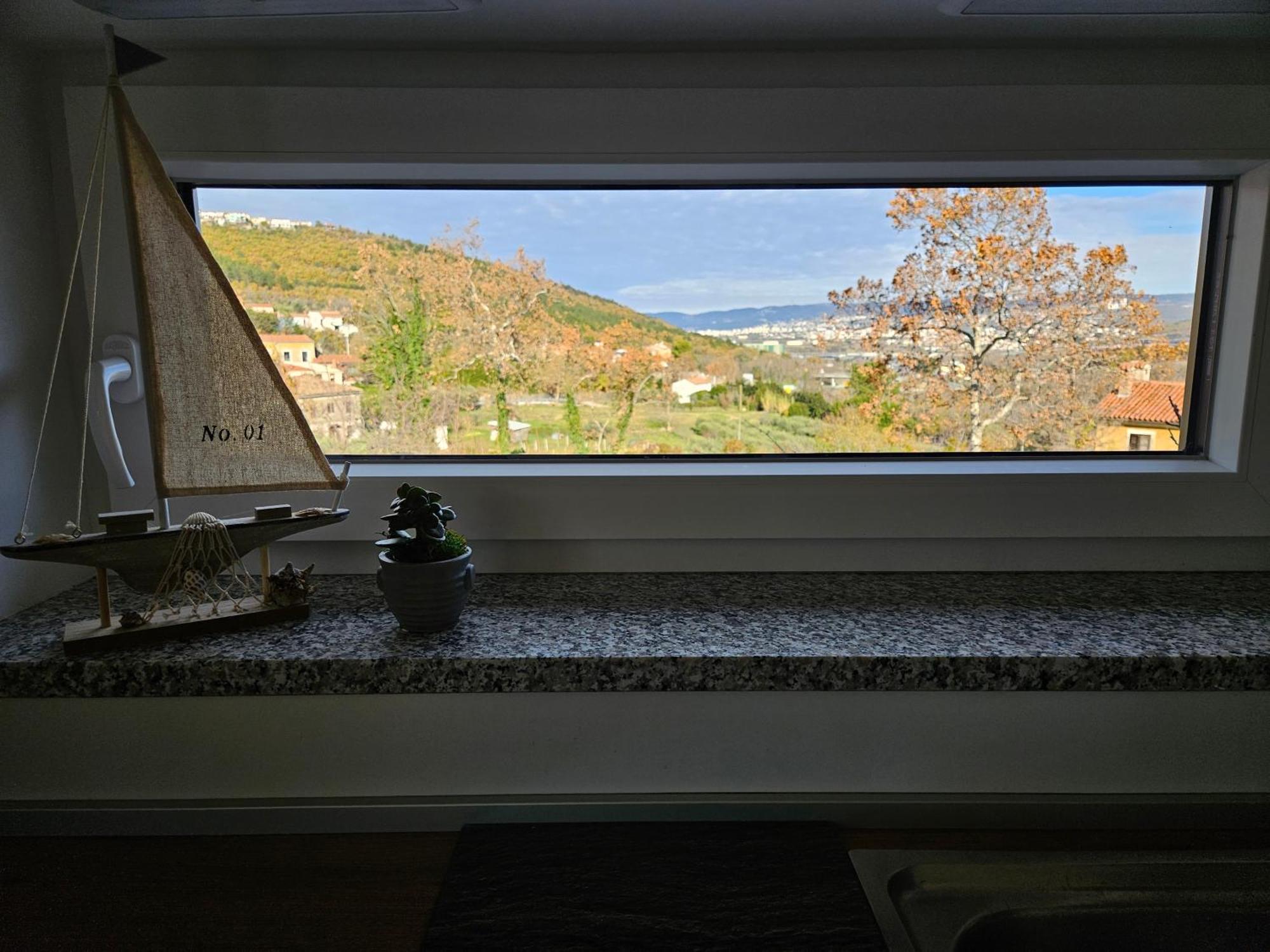 Casa Miranda - Family Comfort In A Quiet Area, Near The Sea, With Bbq And Free Parking Zgornje Skofije Extérieur photo